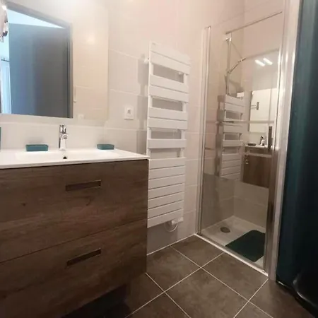 Studio For 2 People